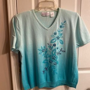 Alfred Dunner short sleeved sweater